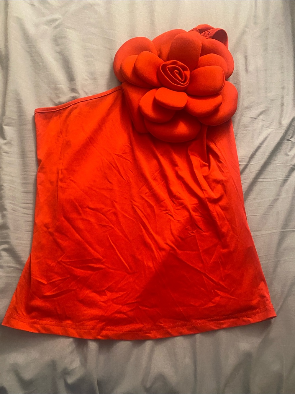 💕Red Top💕 - Picture 1 of 3